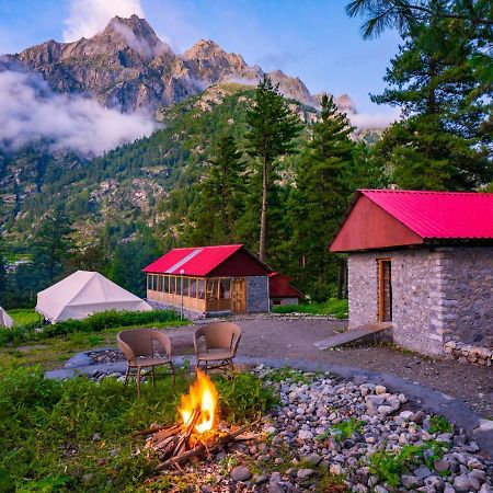 Sailya Camping And Trekking Saturang Екстериор снимка