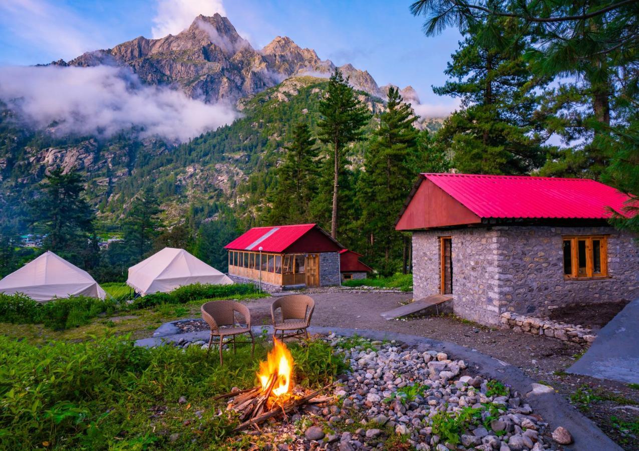 Sailya Camping And Trekking Saturang Екстериор снимка